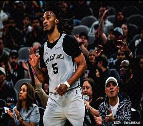 深圳云端漫,步之旅,探秘赛博朋,开云365体育,KaiYun365,开云365体育网址,开云365app,开云365官网,开云365集团