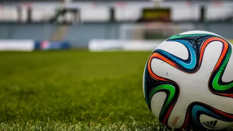 盧卡庫與經紀公司斷裂，職業生涯步入新篇章。